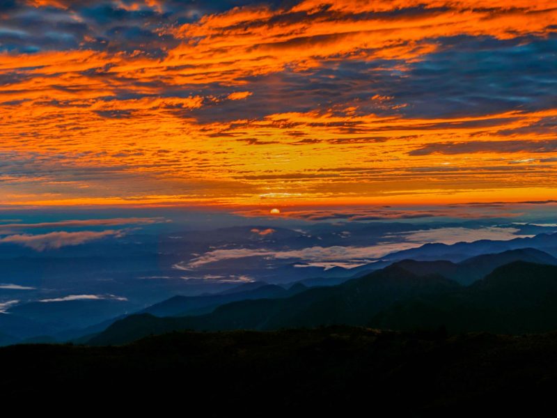 Amanecer-en-3-cruces-